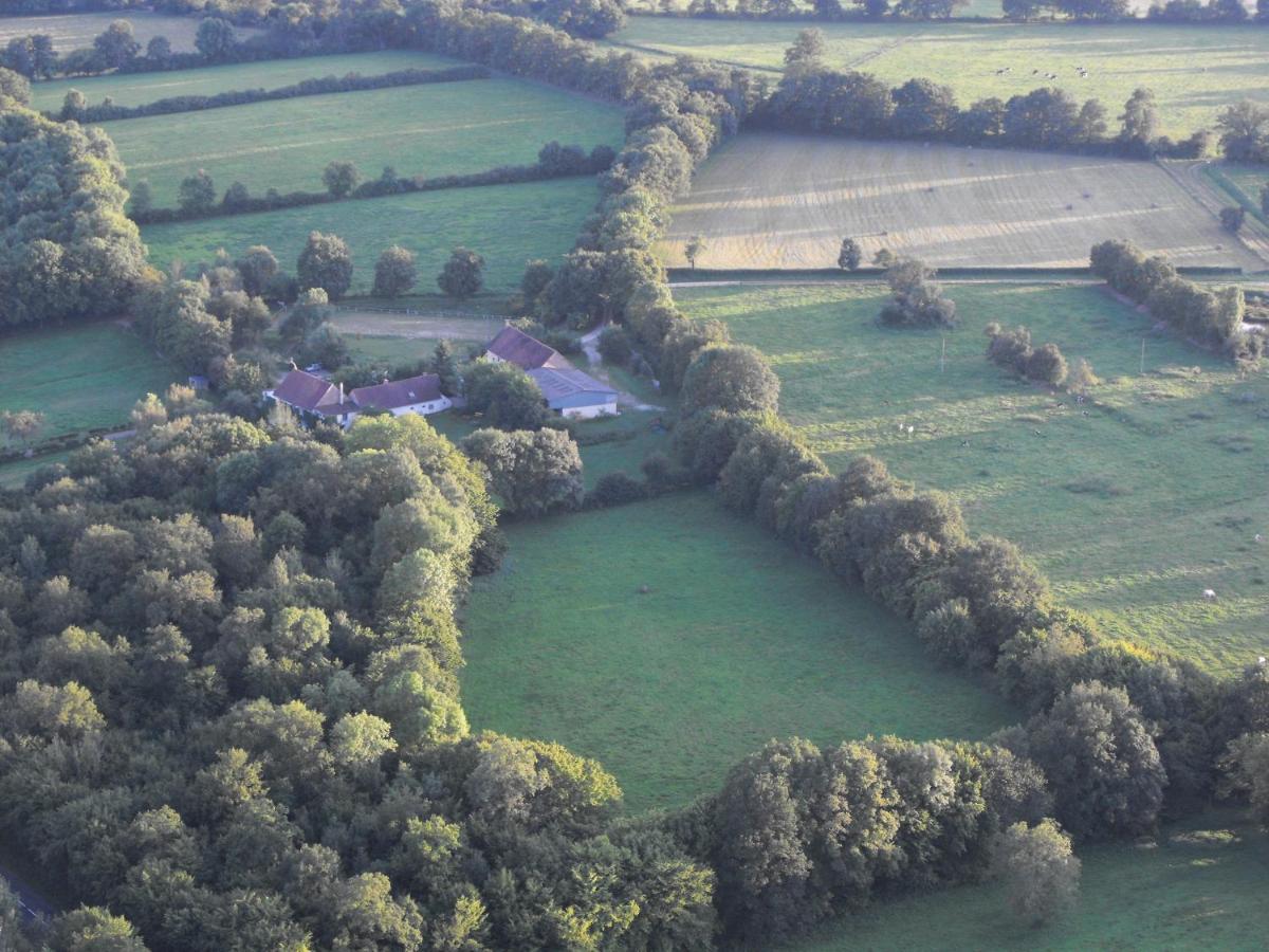 Domaine De Varenne Panzió Saint-Amand-en-Puisaye Kültér fotó